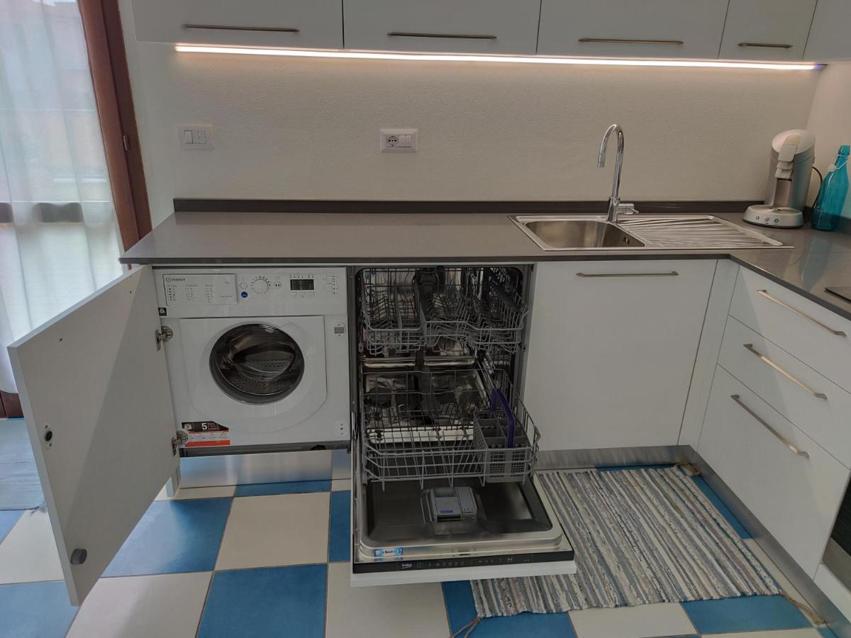 Appartamento L'Azalea - A Due Passi Da Numana Con Grande Terrazzo E Piscina Condominiale Stagionale Sirolo Dış mekan fotoğraf